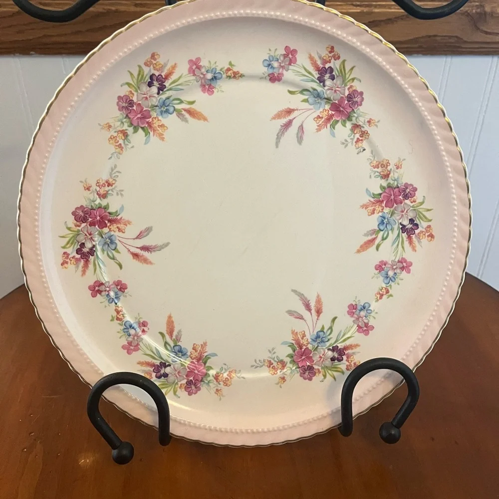 Elegant‎ Cream and Pink Floral Dinnerware